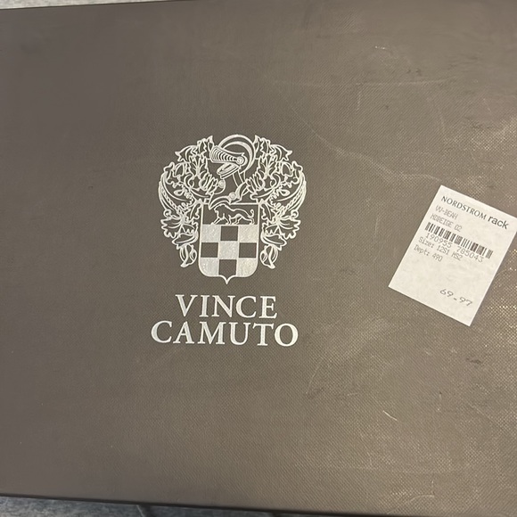 Vince Camuto Suede Heel - Picture 16 of 16